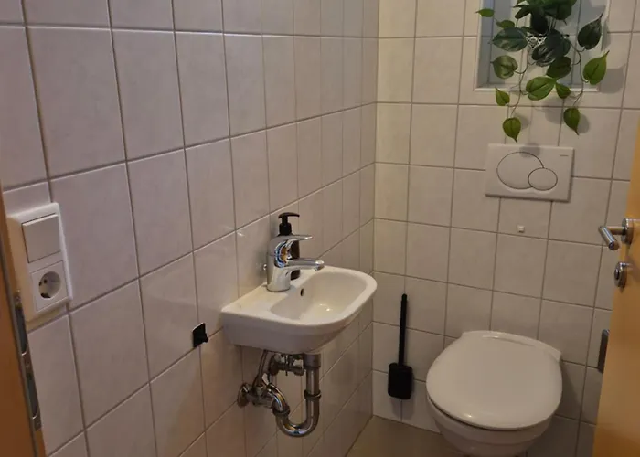 West * Sankt Lorenz (Vocklabruck)